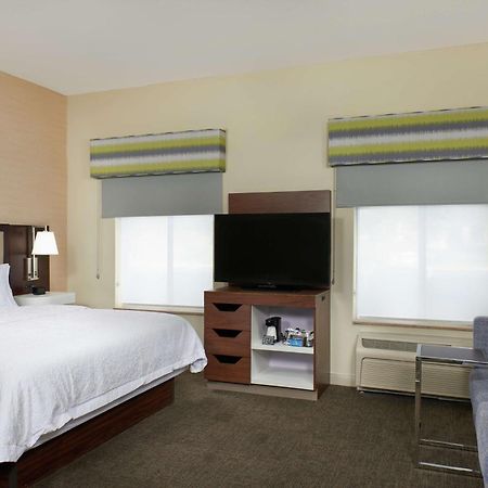 Hampton Inn & Suites Phoenix-סורפרייז מראה חיצוני תמונה