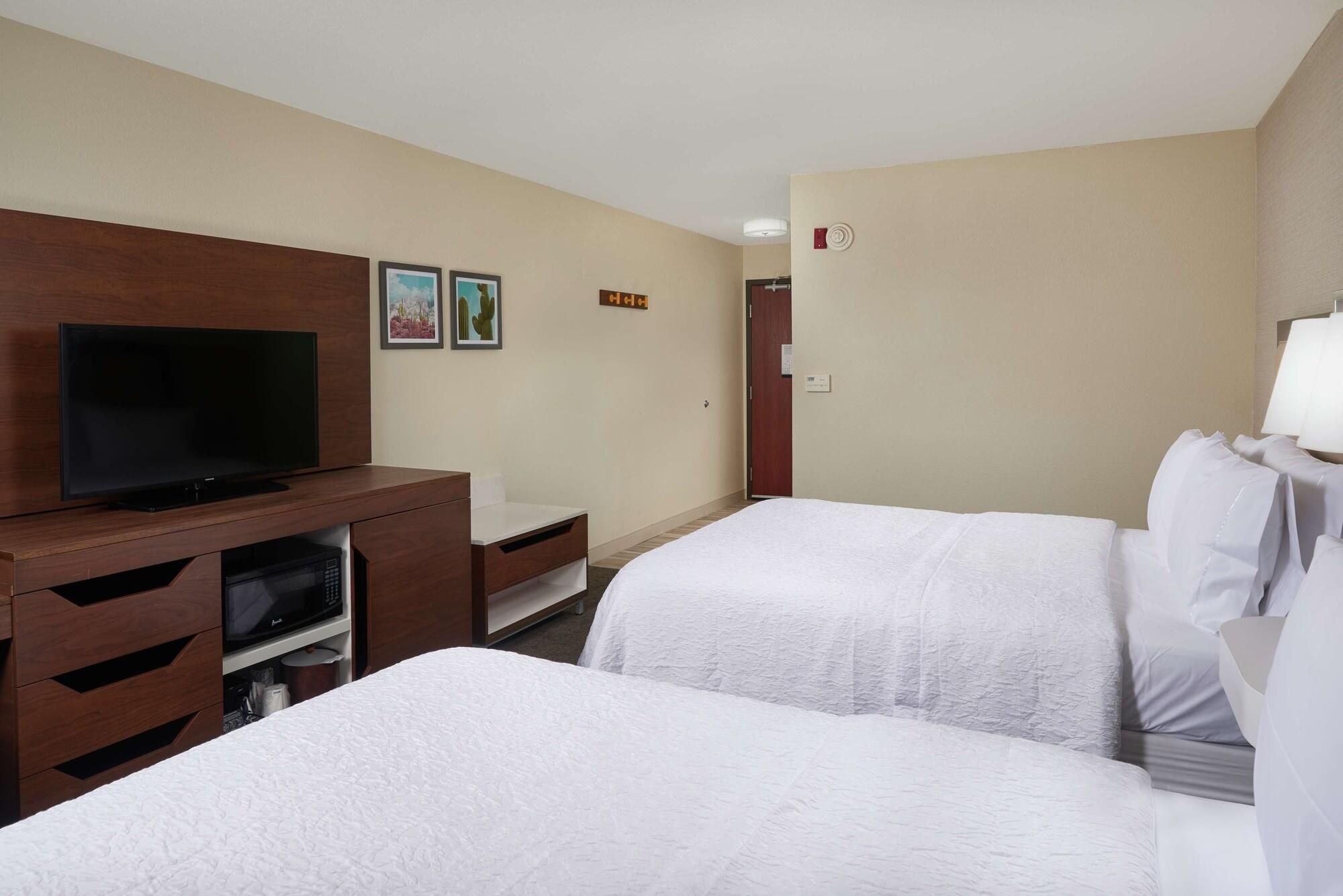 Hampton Inn & Suites Phoenix-סורפרייז מראה חיצוני תמונה