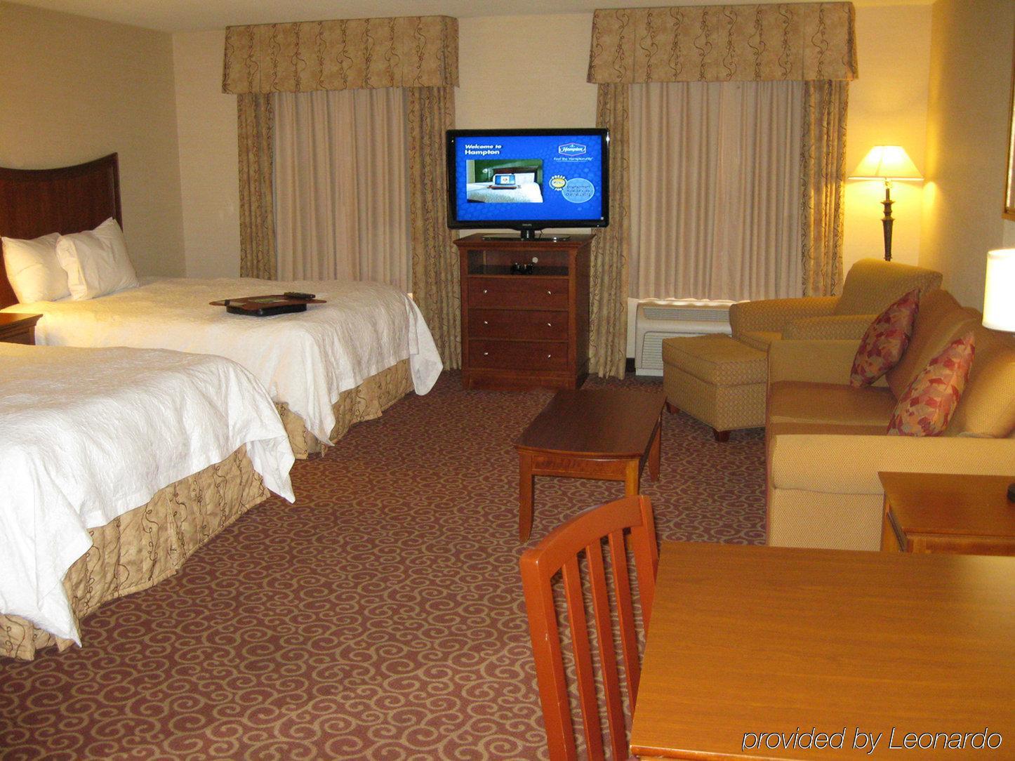 Hampton Inn & Suites Phoenix-סורפרייז מראה חיצוני תמונה